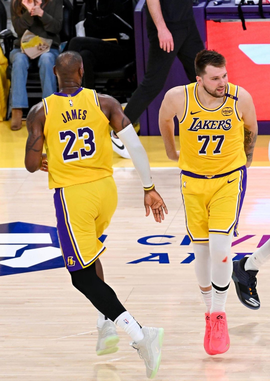 LOL官网入口-包含国际比赛日NBA季后赛传出新动向，托特纳姆门线救险，管理层表态：引发热议，赛季目标并未改变的词条